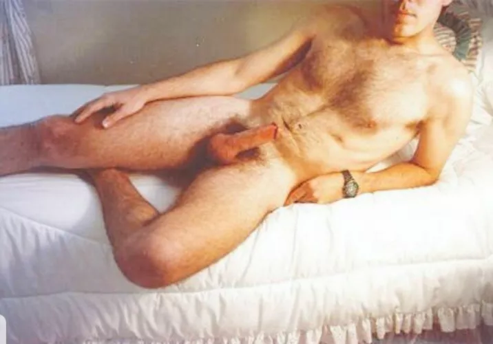 This hot body wanted to be shared. Thought the crew here would enjoy. [m]