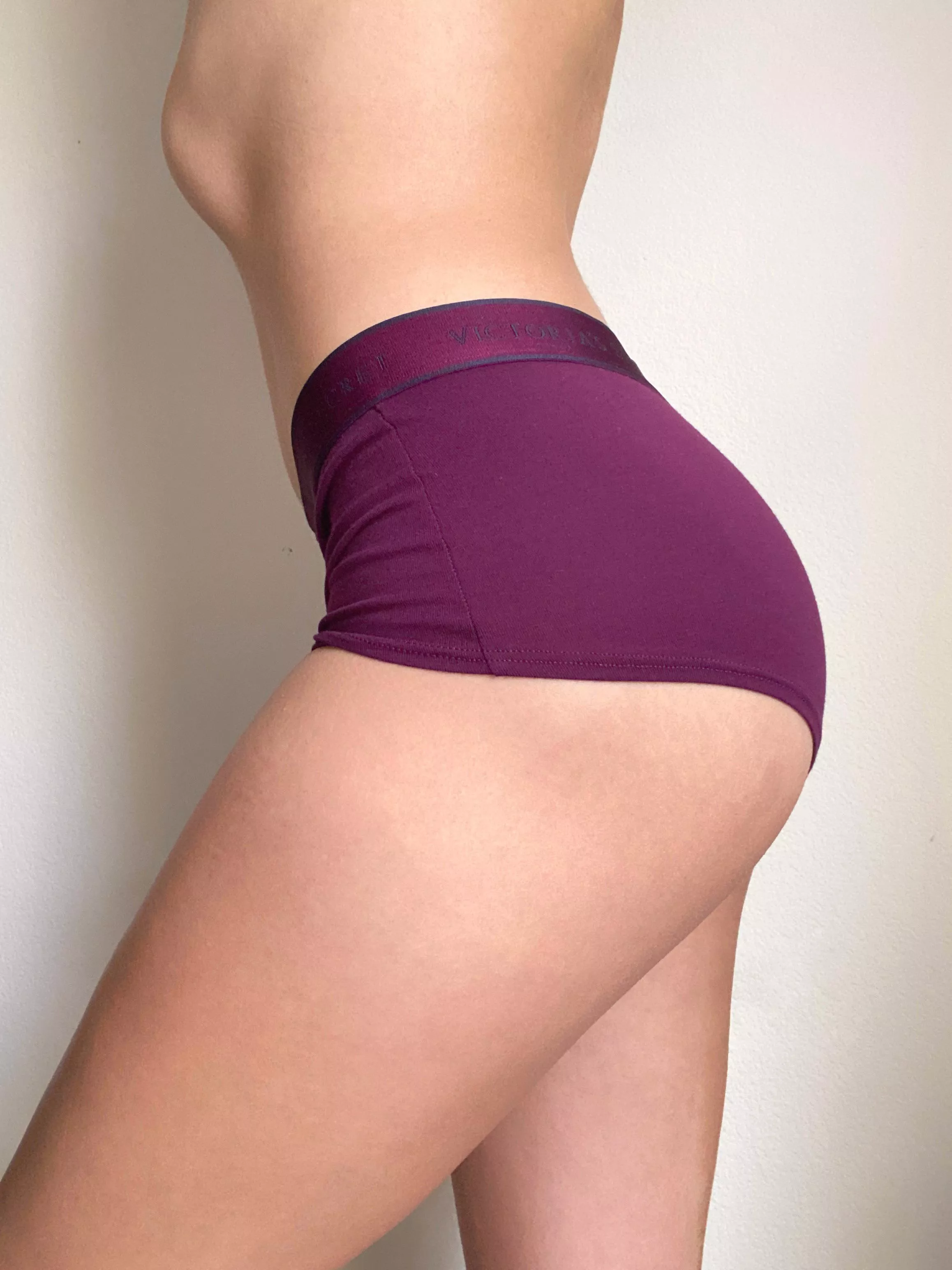 This petite girl really appreciates the invention of the boy short for females… 😜