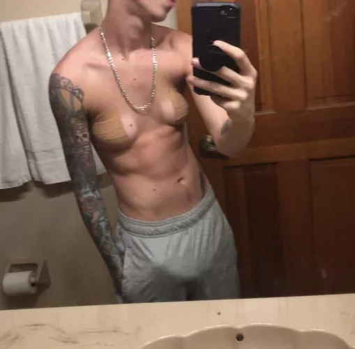 Trans men are men & grey sweats are grey sweats ♥️