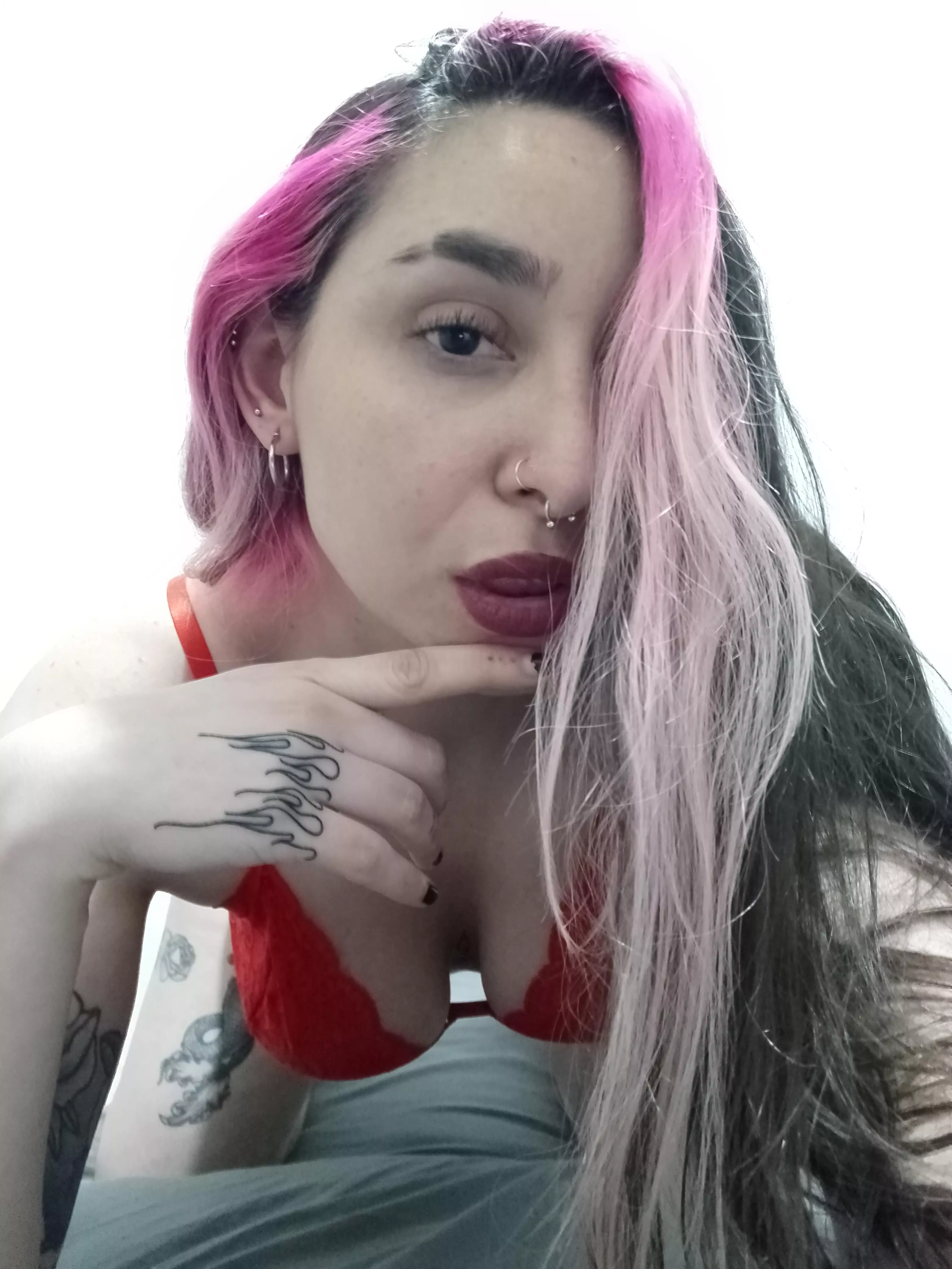 who wants to have fun tonight