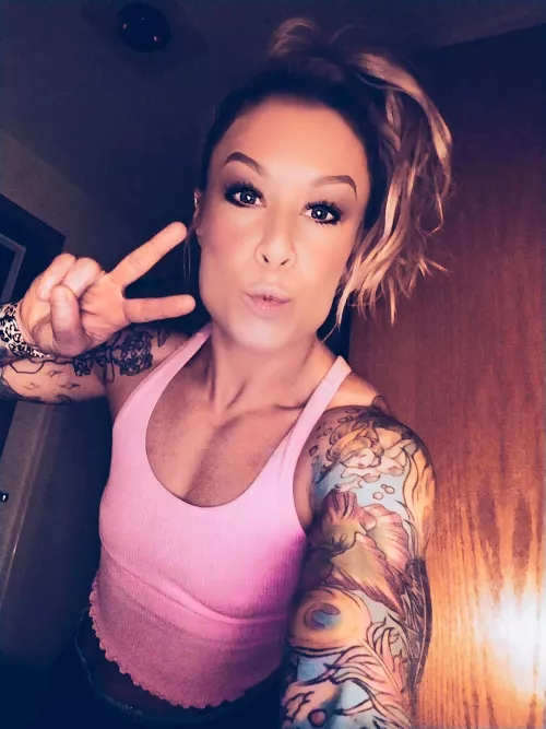 Whose ready to work up a sweat? 😏💋