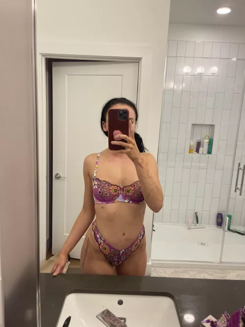 Would love a big cum shot in me right now…