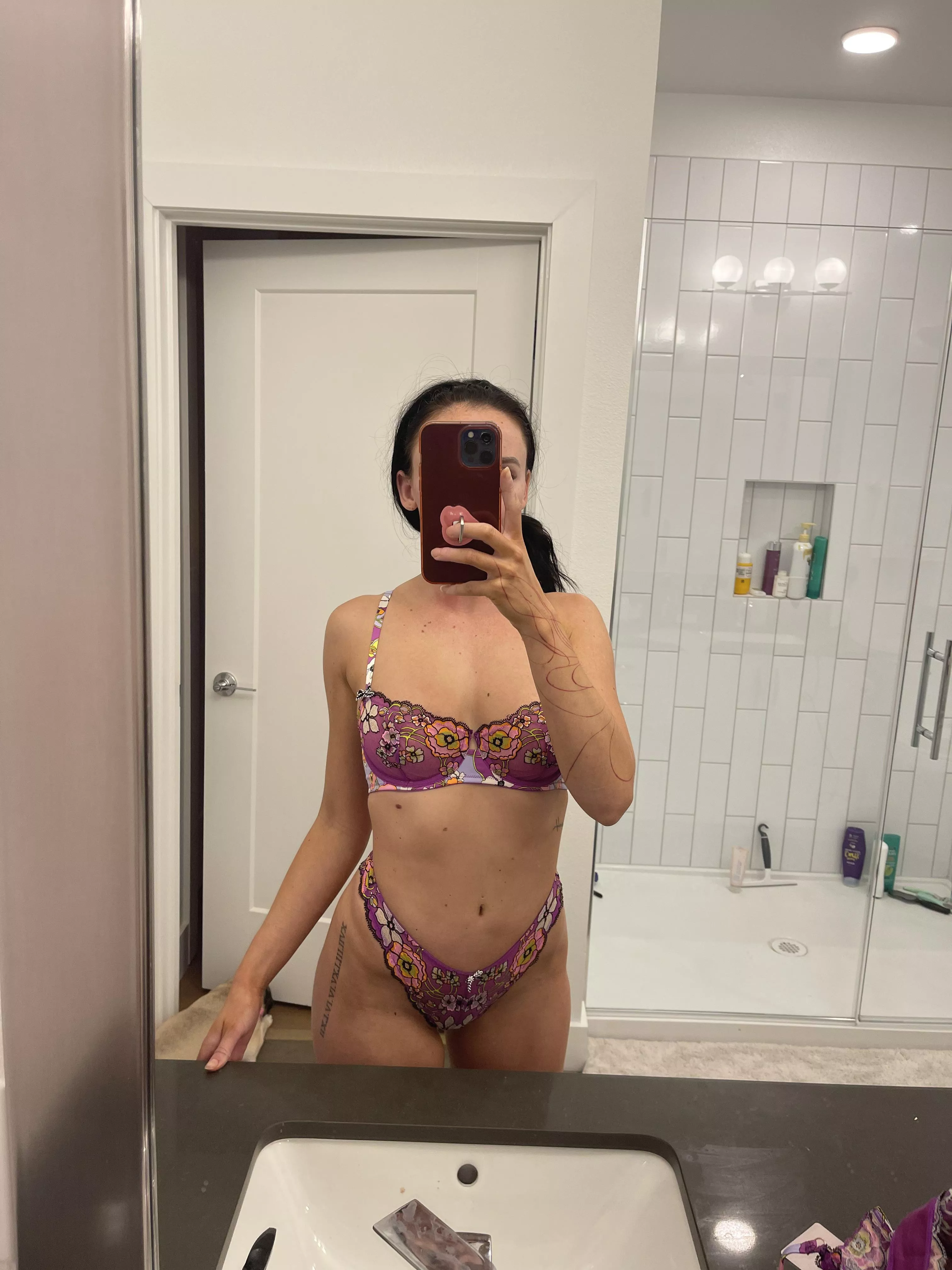 Would love a big cum shot in me right now…