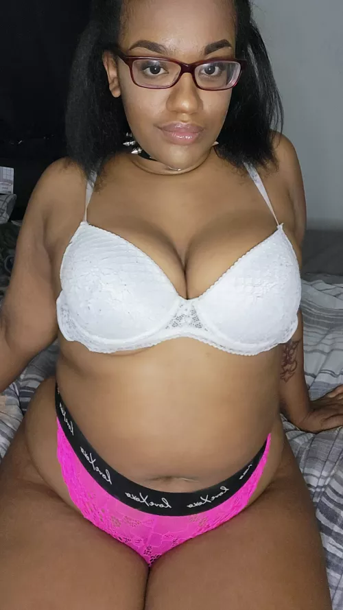 would you fuck me? 🥺
