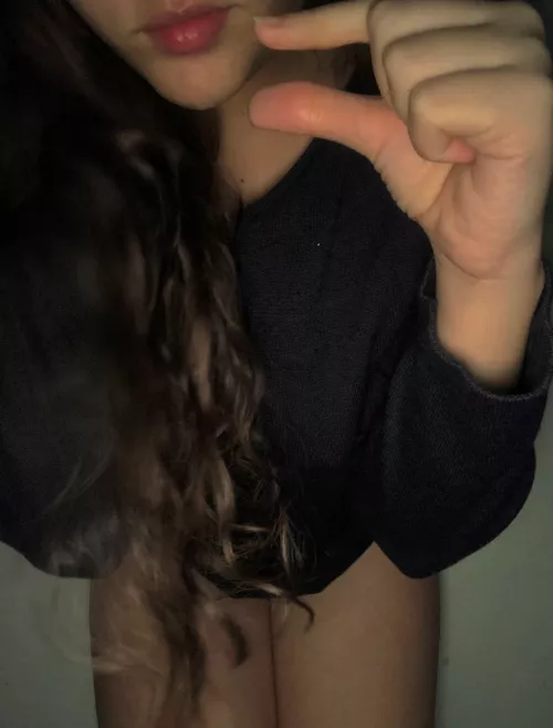You’re only allowed to upvote this if you want to be my fucktoy [domme]