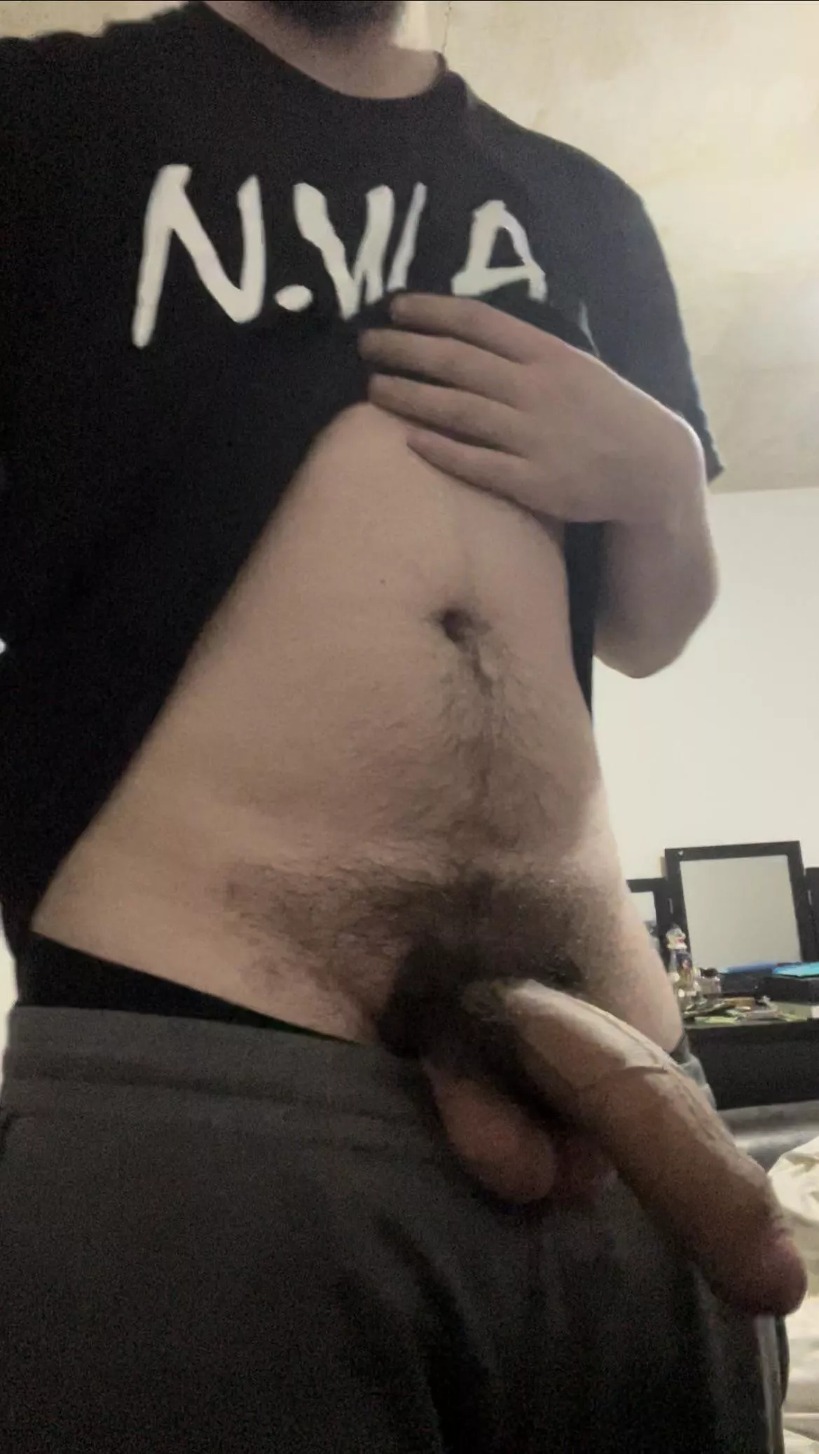24M. England. 6ft3. Alpha. Check me out 😈💦 Dms open
