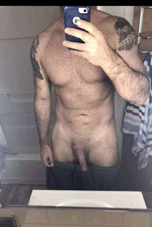 6’5, (41) yrs old. Am I on the right track? Come chat please!