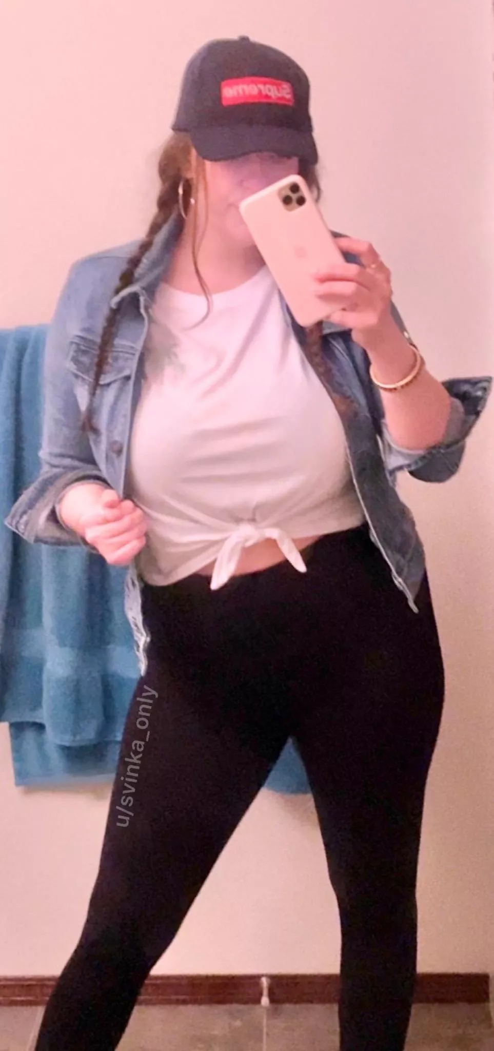 All my tops scream for dear life (,: