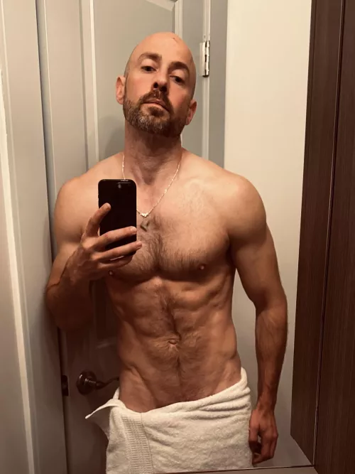 Any love for the baldies here? 🙃