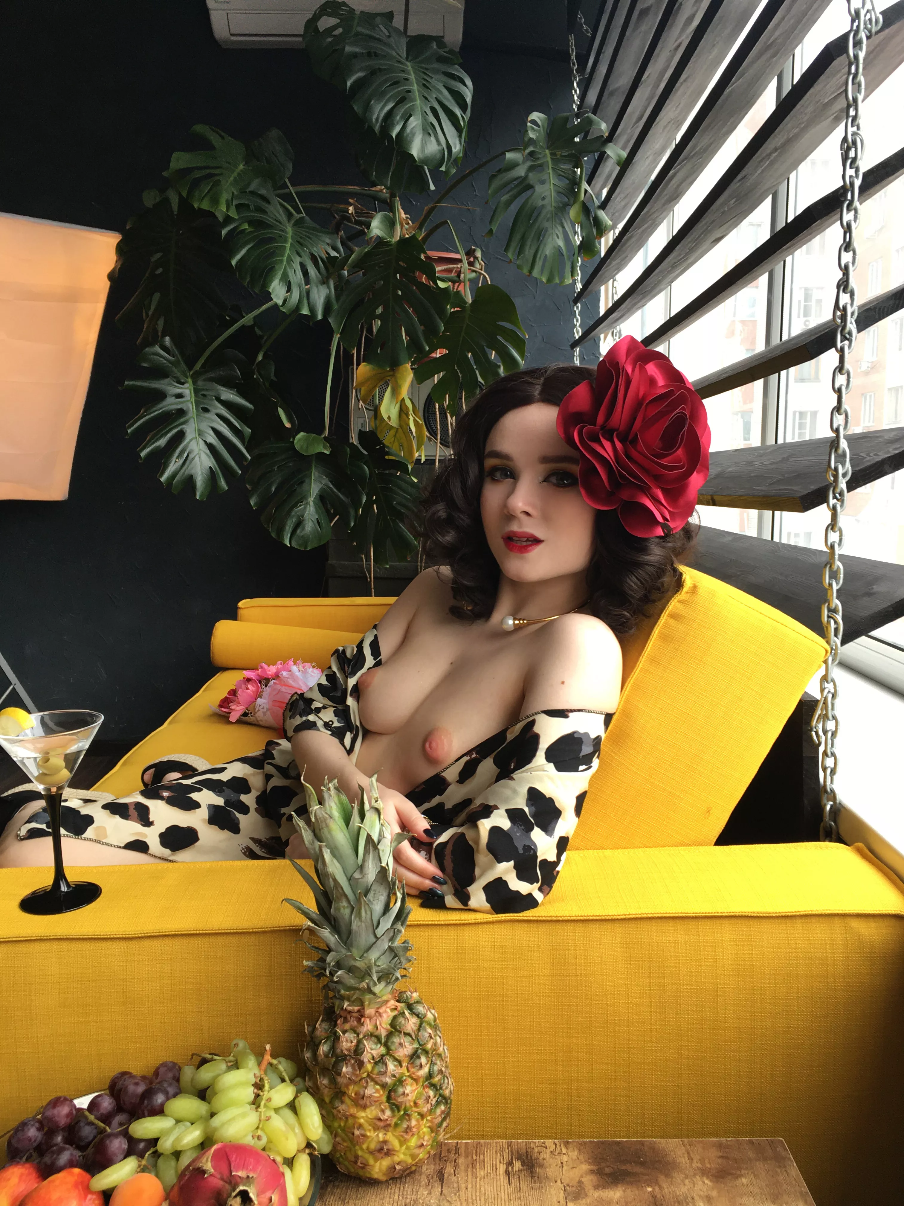 Can we have a martini, honey? 💕