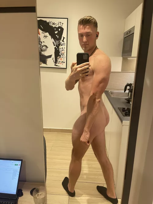 Could you handle me? 😏