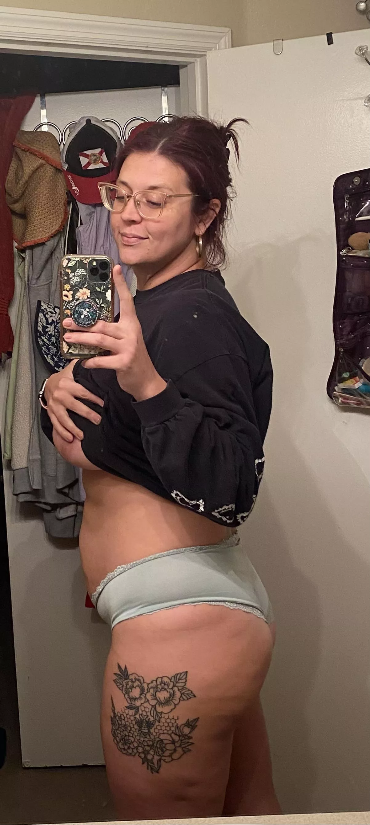 Happy Friday Jr. 🫶🍑😮‍💨