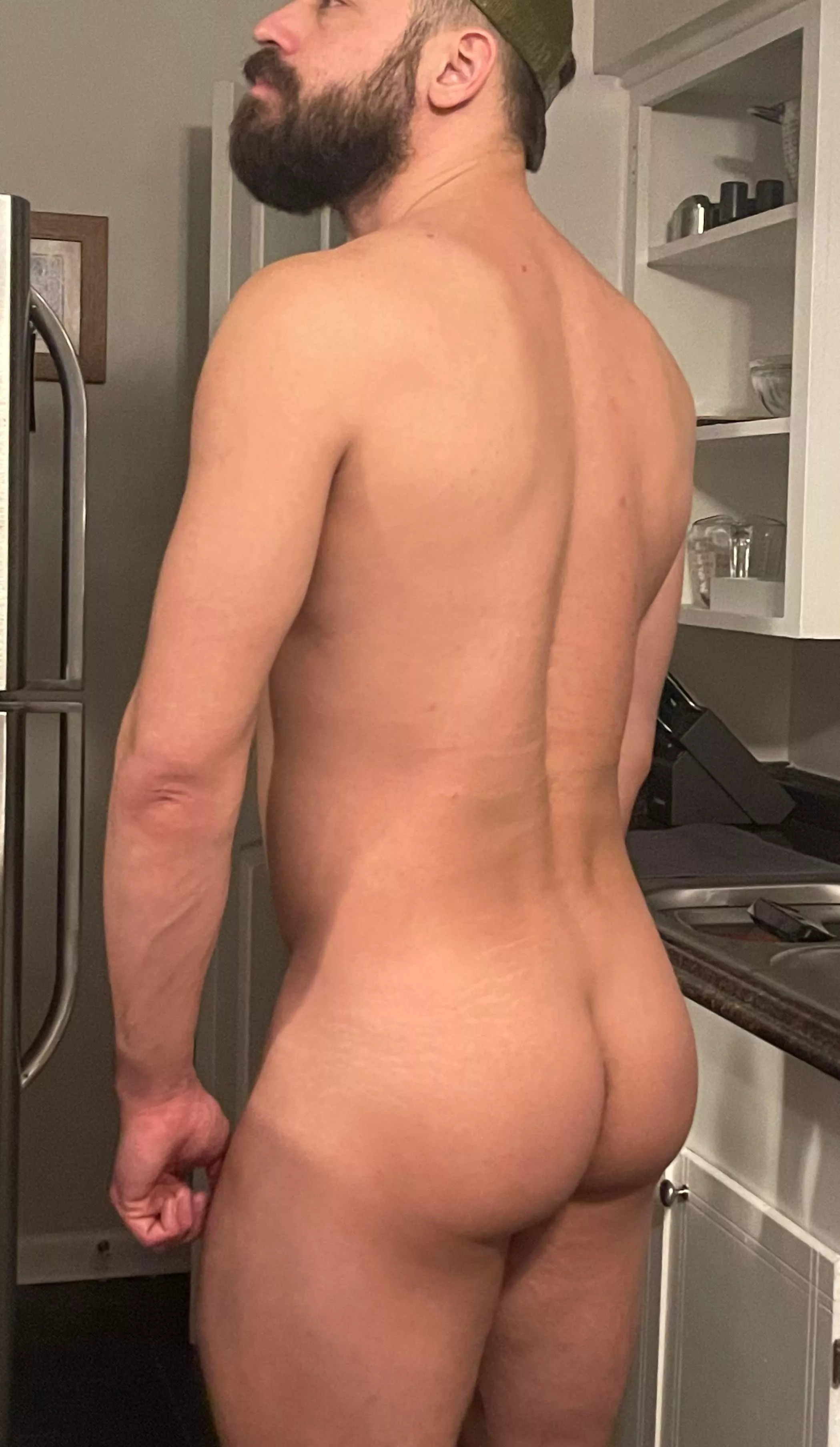 Hey guys here’s my behind