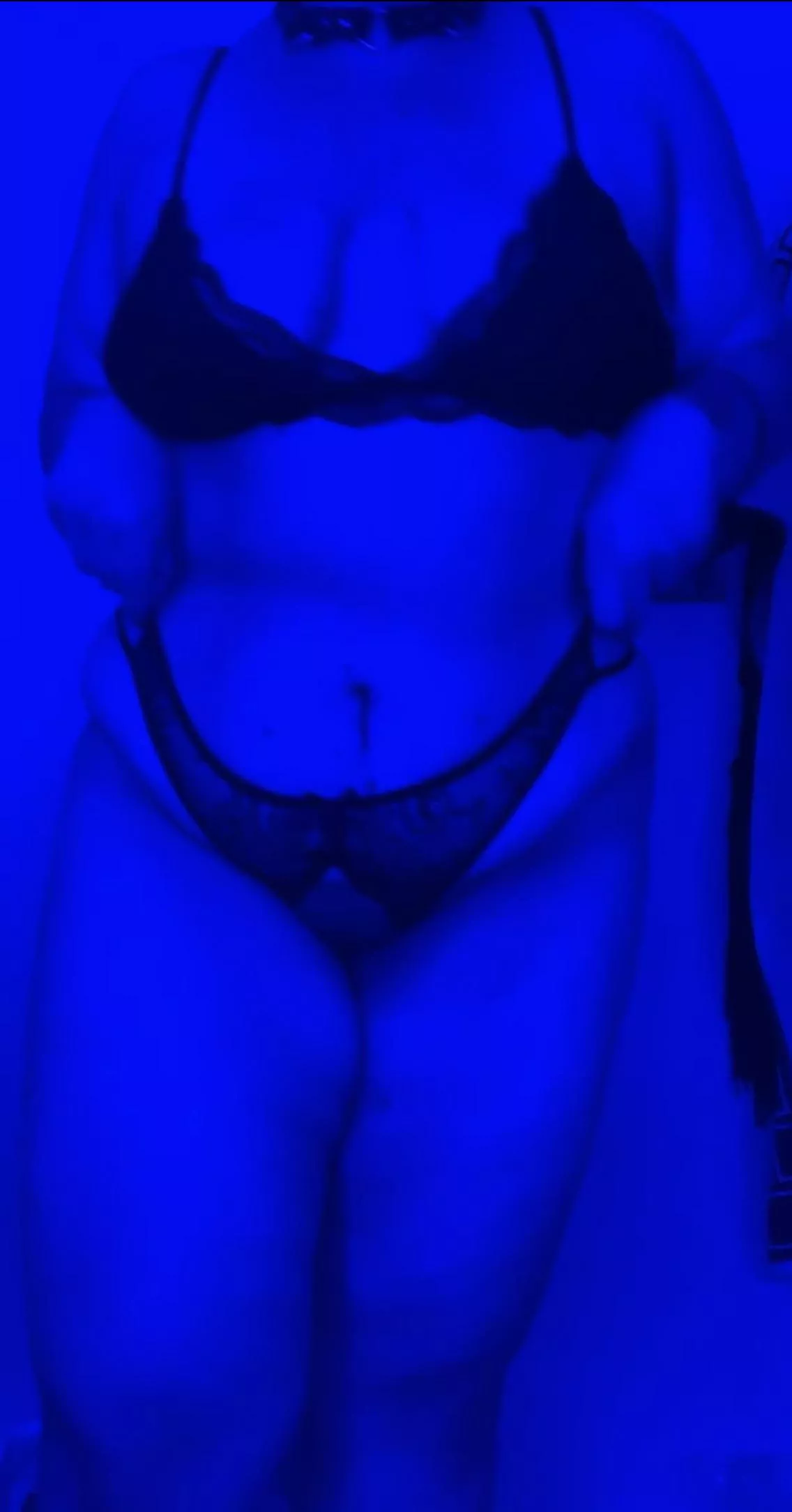 I love my crotchless thong 🥵 easy access 😉
