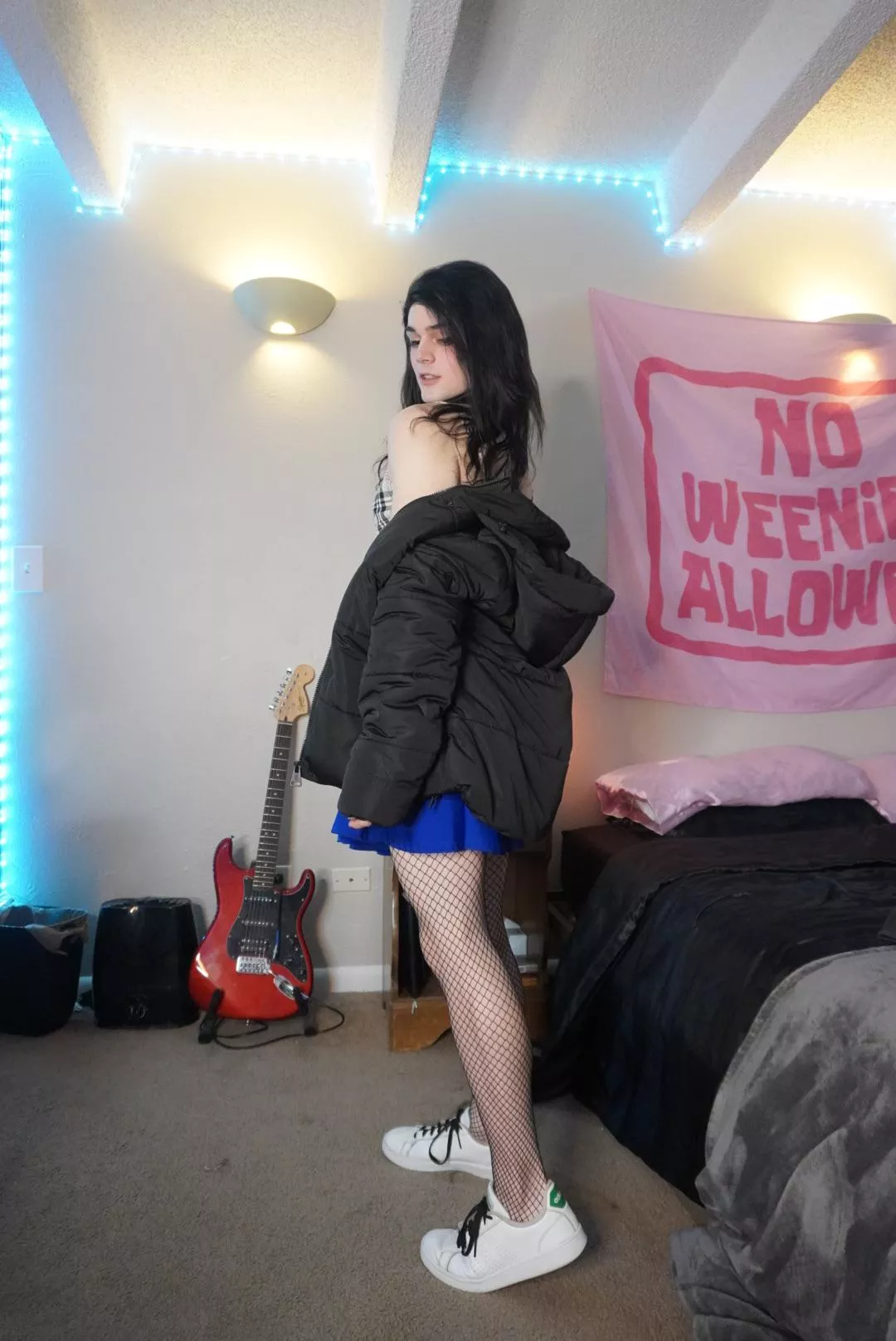 It’s femboy friday!!!!!!