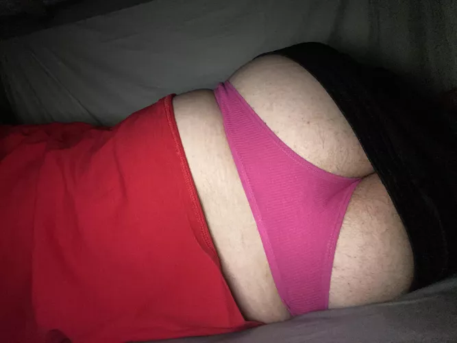 It’s playing peek-a-boo while I lay in bed 😉