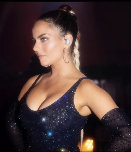 Joanna (JoJo) Levesque