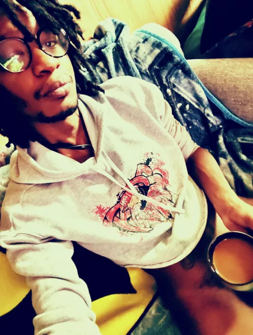 No pants? Cupa joe? A good pod? Only thing missing is a bro to hang with