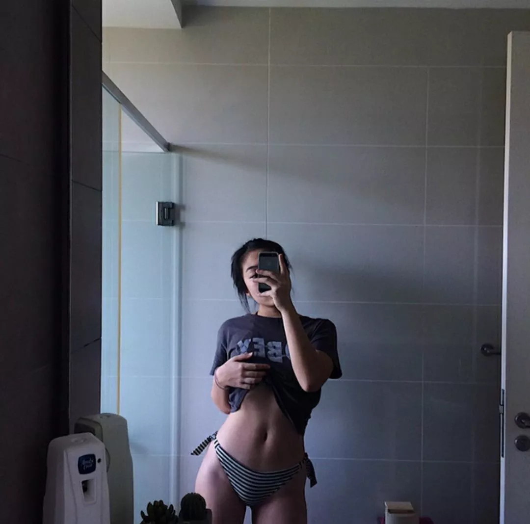 Rate my Japanese Ex gf’s tight body out of 10 ;)