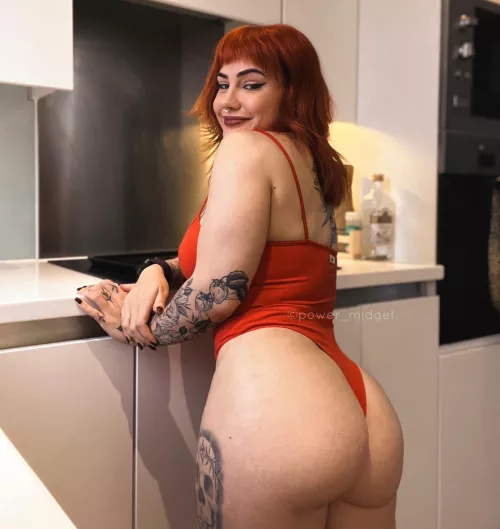 Serving cake for breakfast 😜