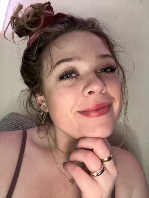 Soft smiles for my fellow freckled lovers🥰😘