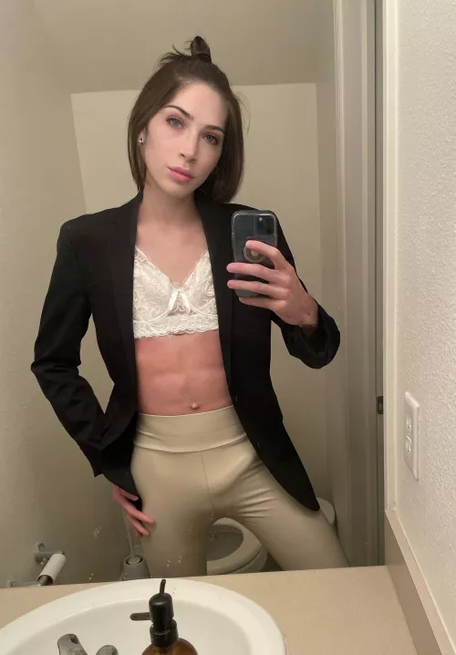 Wanna come to work with me? 😘