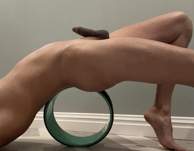 You signing up for my yoga class? 🧘🏽‍♂️