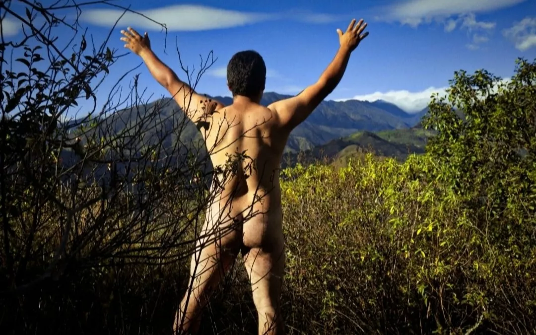 23 and still discovering nudism. I absolutely love it but I'm looking for people my age to talk with.