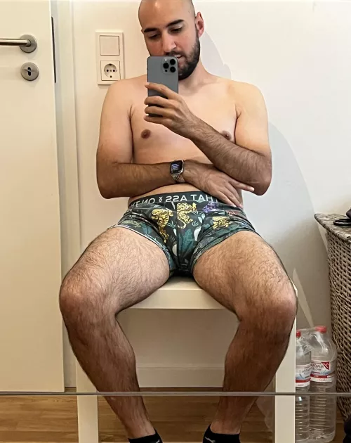 [28] I’m feeling big today