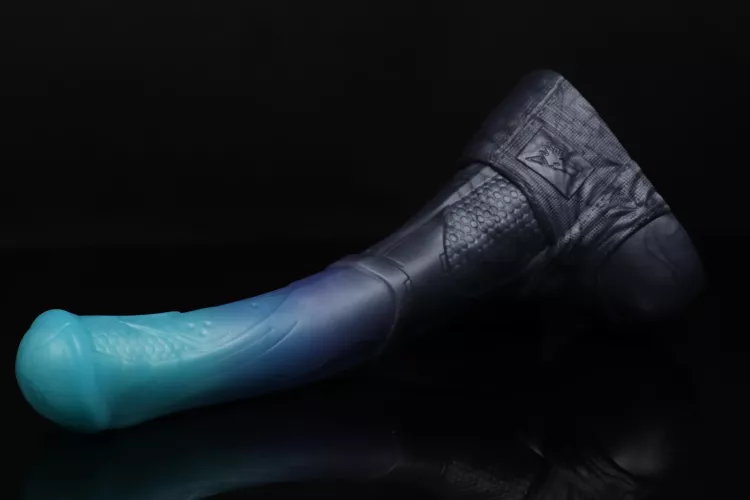 A vector I got from this drop!! Thinking about getting another toy you think it’s worth it?