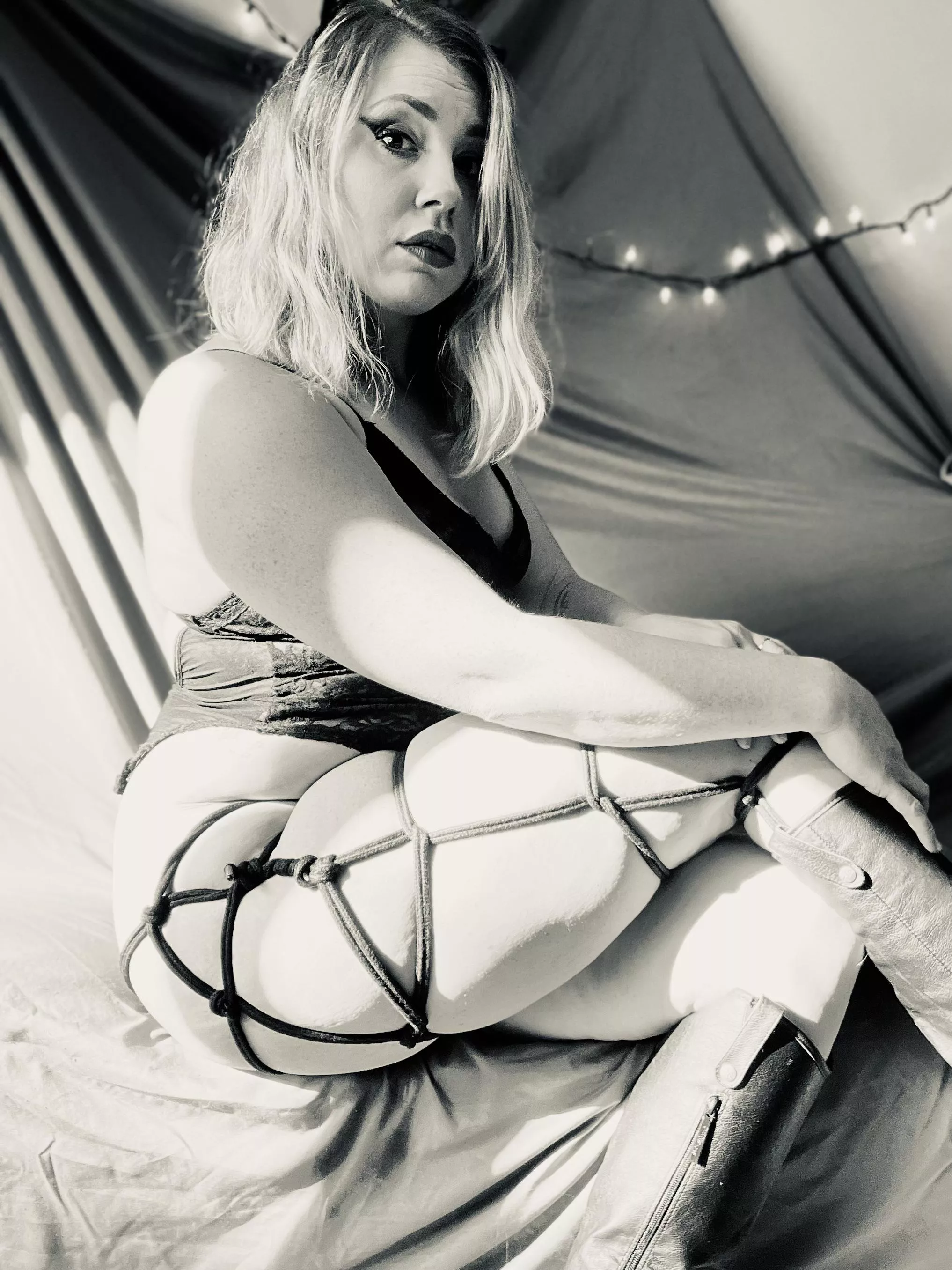 Absolutely loved this tie I did yesterday! Makes me feel so damn sexy 👅💋🥵