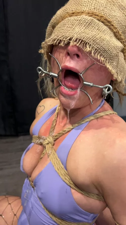 Aftermath of a rough face fucking [f]