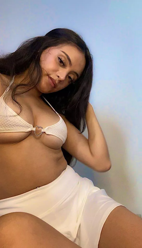 Alma Cristina (@kitty_cristinaaa) [instagram]