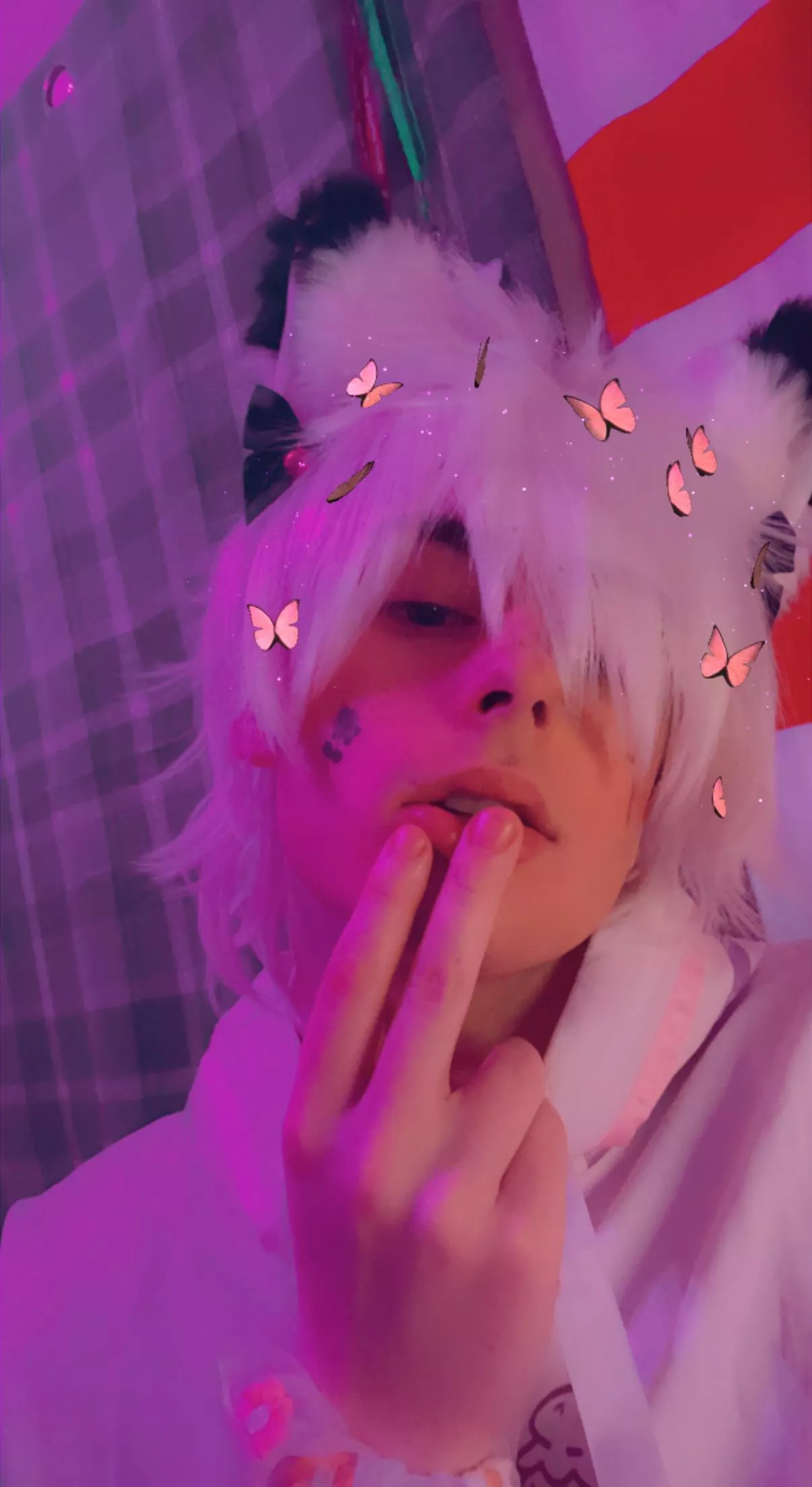 Am i a cute fox boy? 🙃