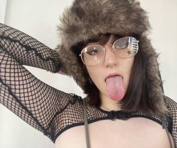 Am I ur type of girl ?