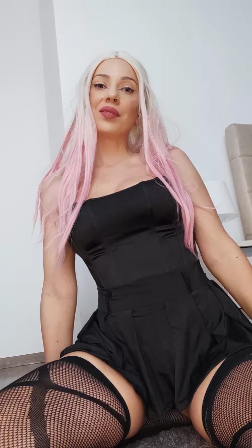 Black corset always a good choice