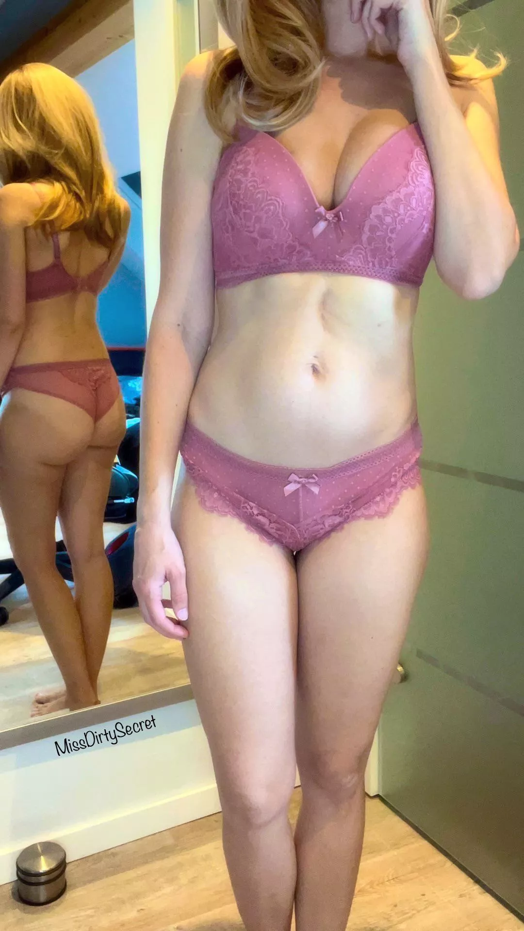 Both sides in one picture [F] 💕