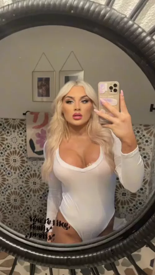 Buff Bimbo Barbie