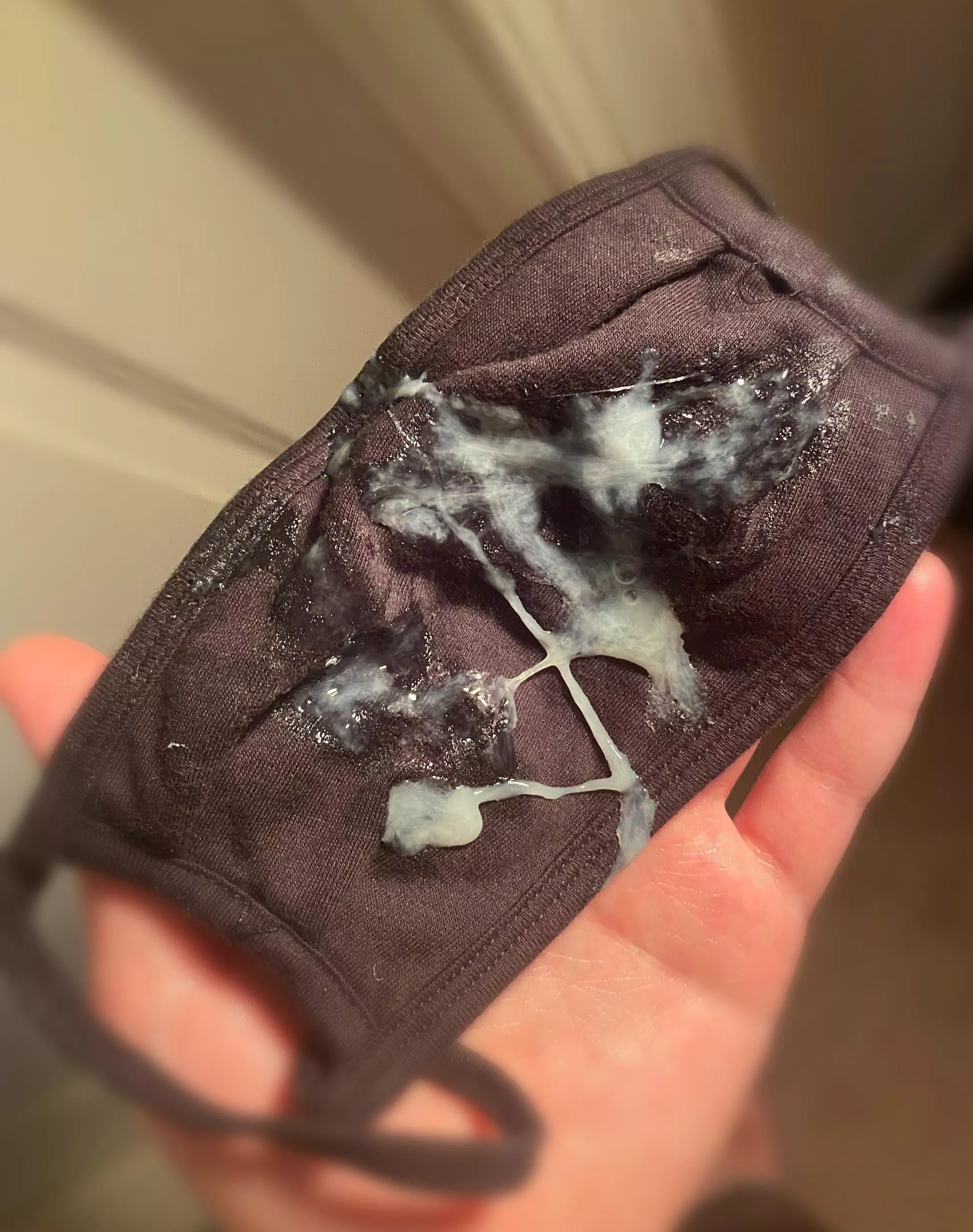 Bustin some loads on a dudes order for his over loaded cum face mask! I enjoy making these orders.. If any of you guys wanna purchase one or multiple from me, I’d be happy to assist! 😘 I also do other item and all kinds of special requests. HMU if y