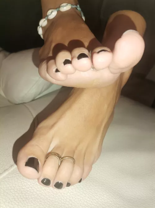 Do you like my new black nail polish?