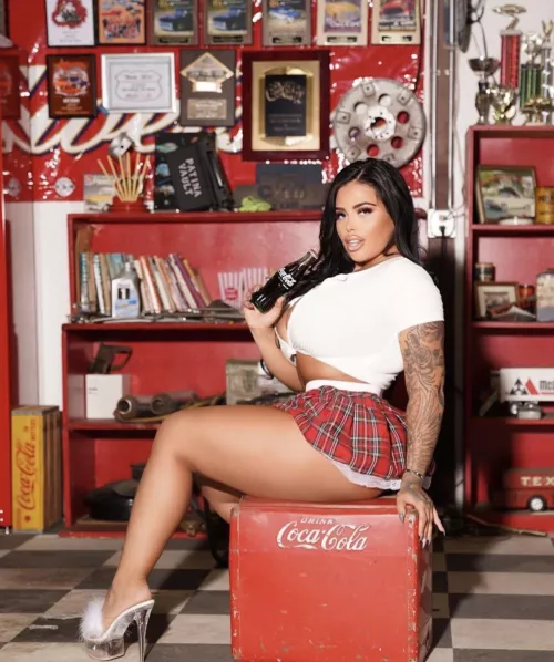 Do you want me to be your dirty little slut 💋😘