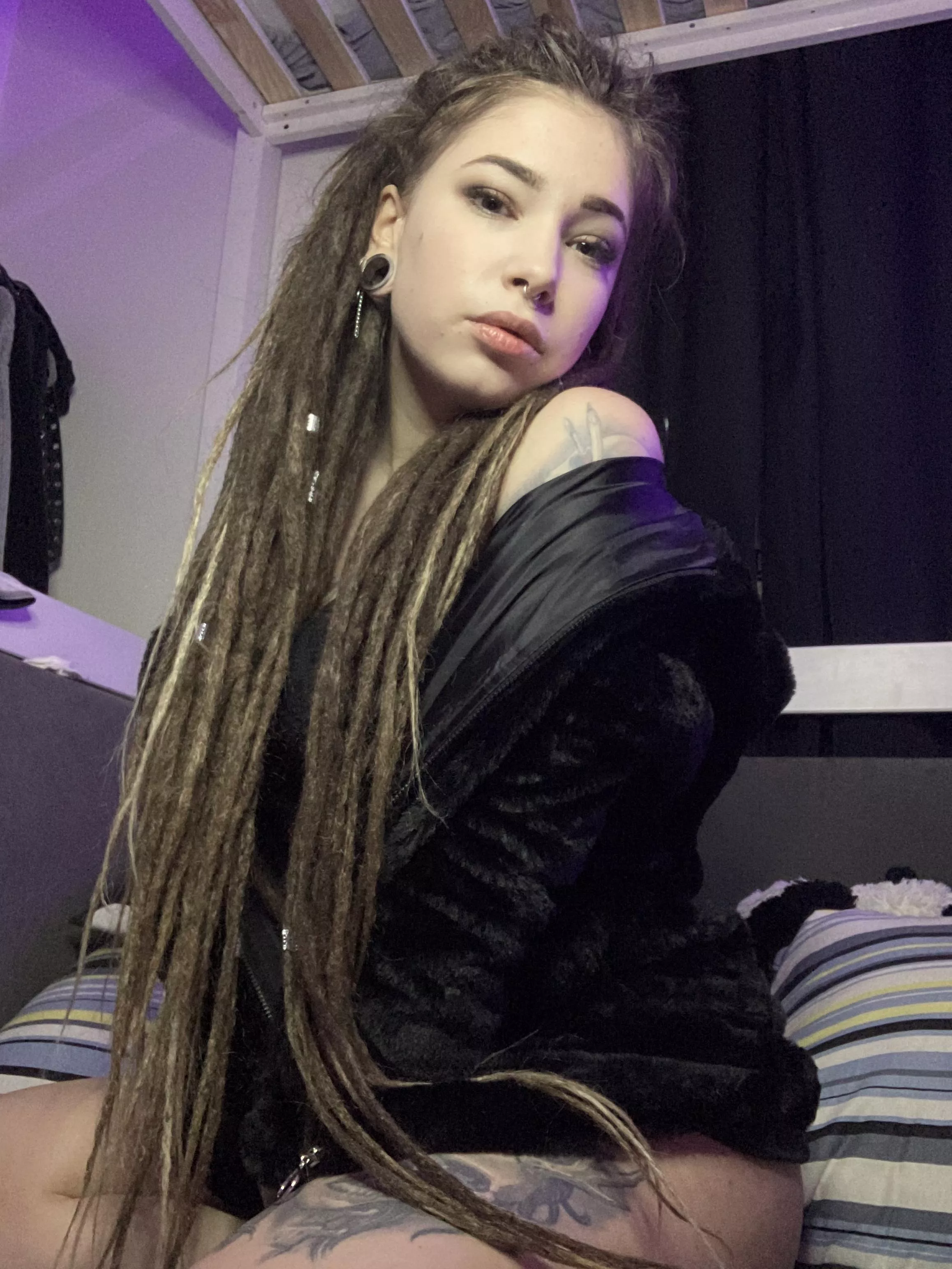 Dominate me. I want you to give it to me rough