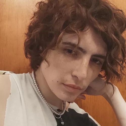 Don't really look like it but big gamer here :)