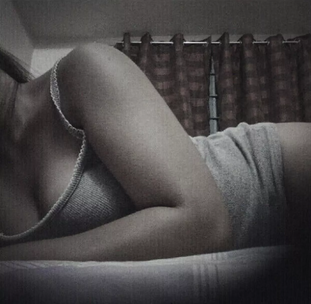 [F] Slowly trying to bring the sexy back. Currently down to 58kgs, target is 50kgs by the end of the year.