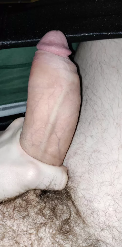 feeling large today, DM me