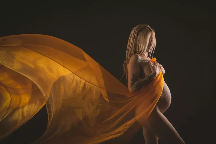 From a maternity shoot I did last week