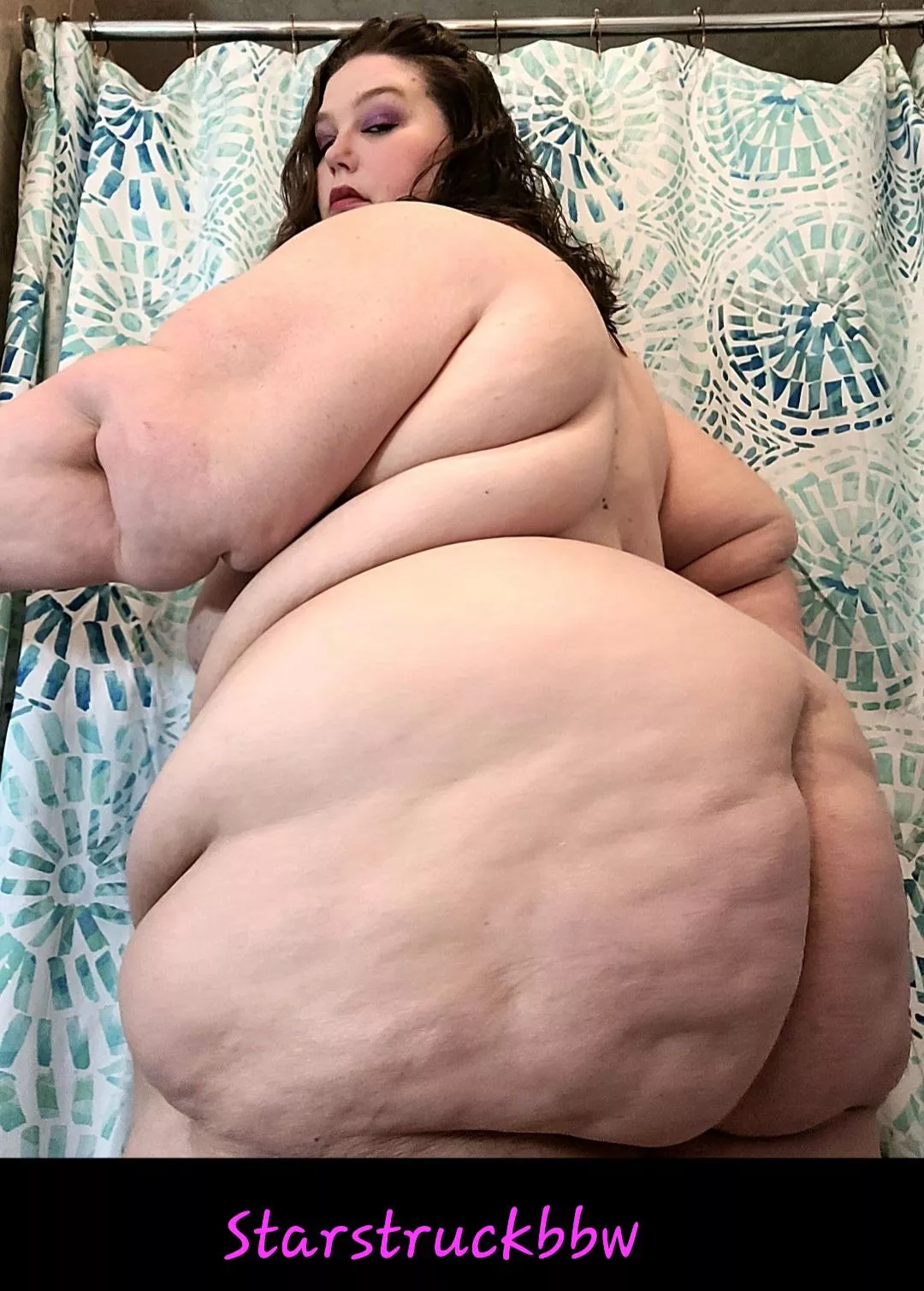 Full moon, bubble butt, fantASStic. You get the point.