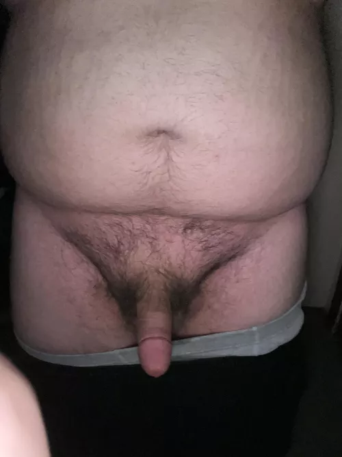 Horny and always down to chat ;)