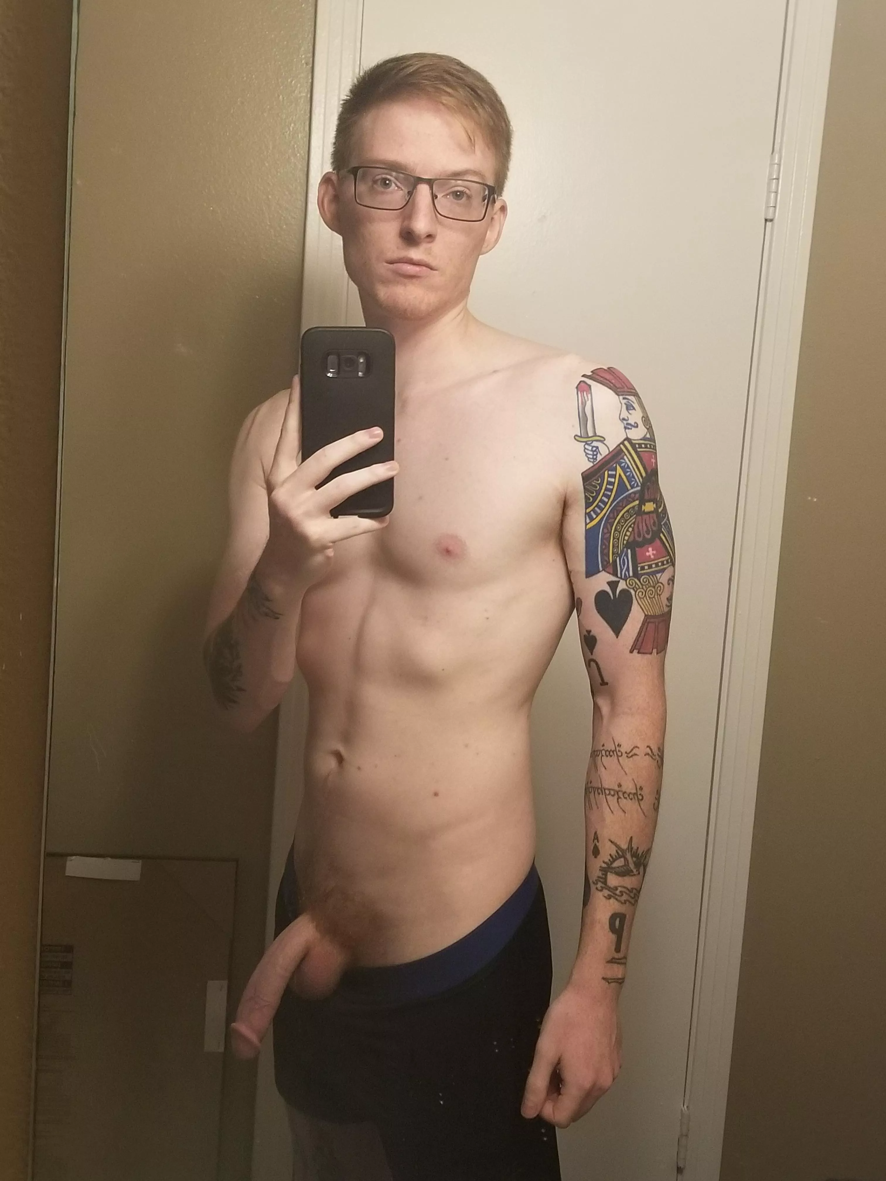 How's your Saturday going? Going to post a cumshot video later on. 😜