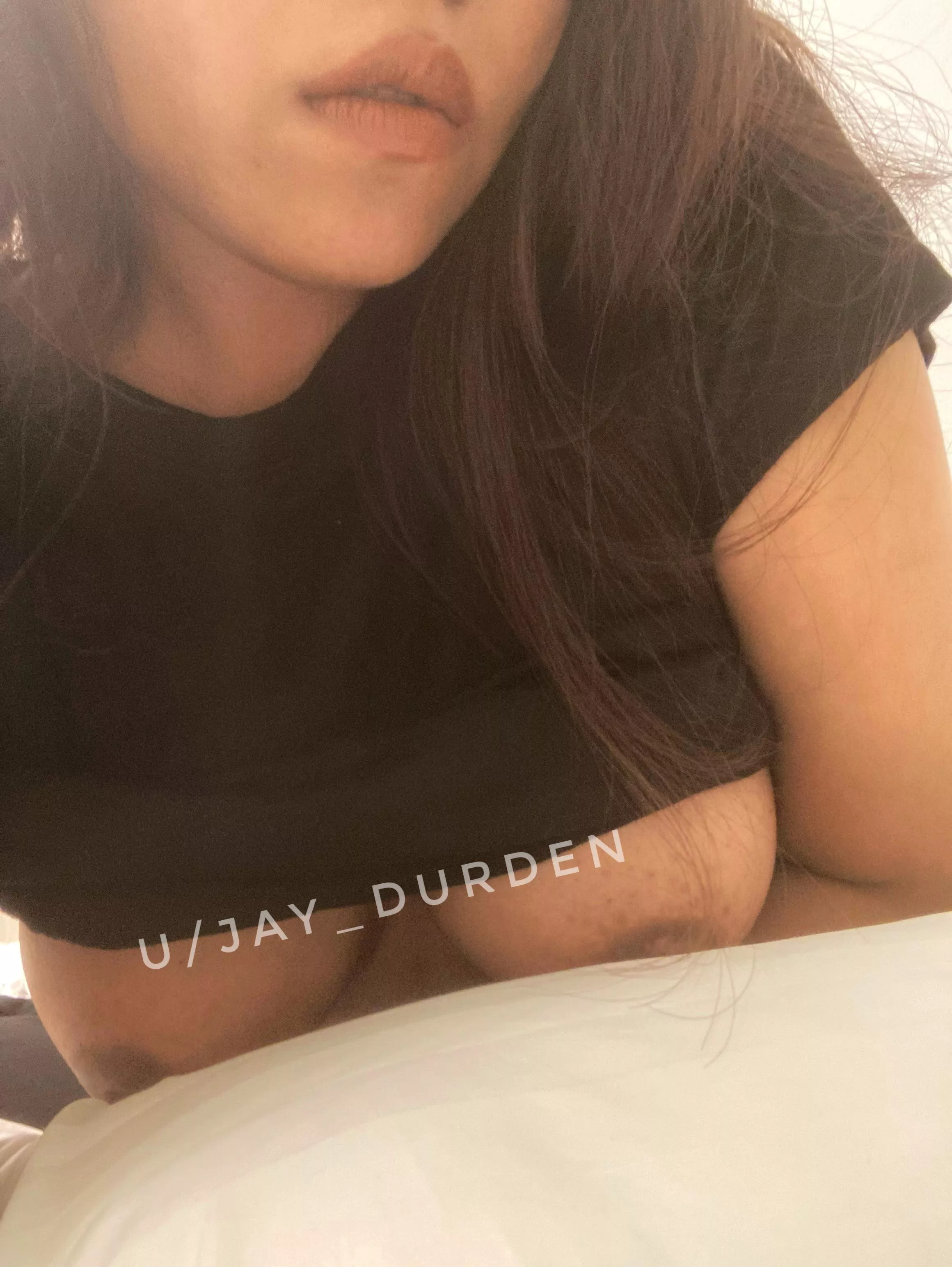 I don’t know why my nipples showing even I wear a tshirt